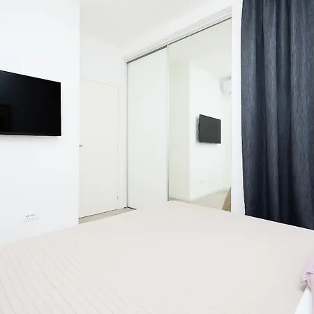 Hedera Estate Hedera A47 * ドゥブロブニク