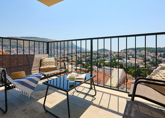 Hedera Estate Hedera A47 *